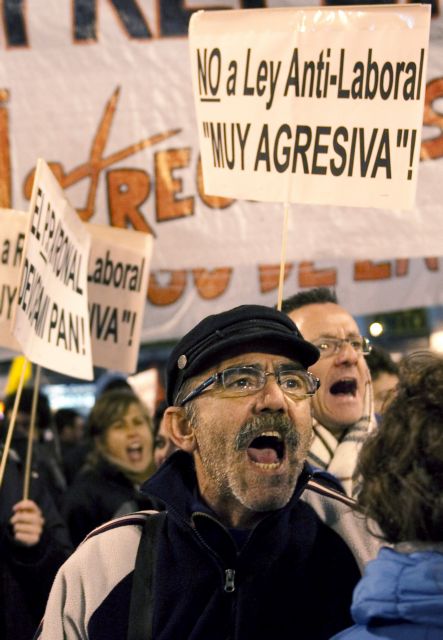 Επικροτεί η ΕΕ τις εργασιακές αλλαγές Ραχόι, καταγγέλλουν τα συνδικάτα